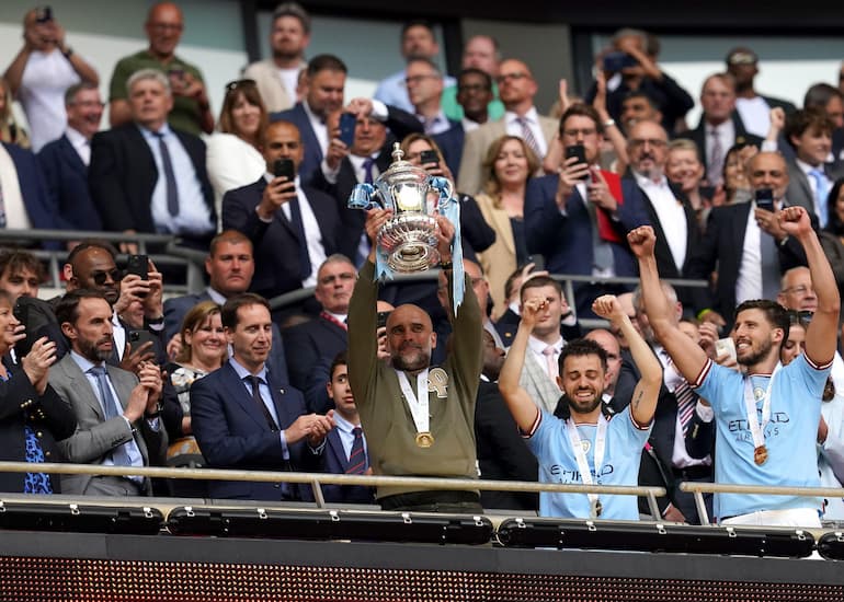 Pep festeggia un titolo con il City!