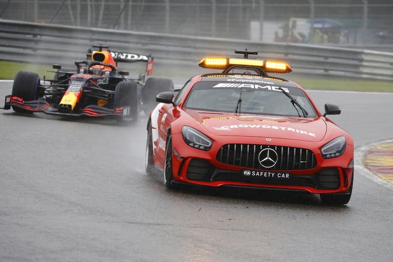 Una safety car!