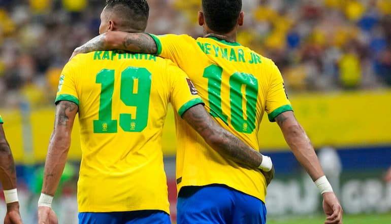Raphinha con Neymar!