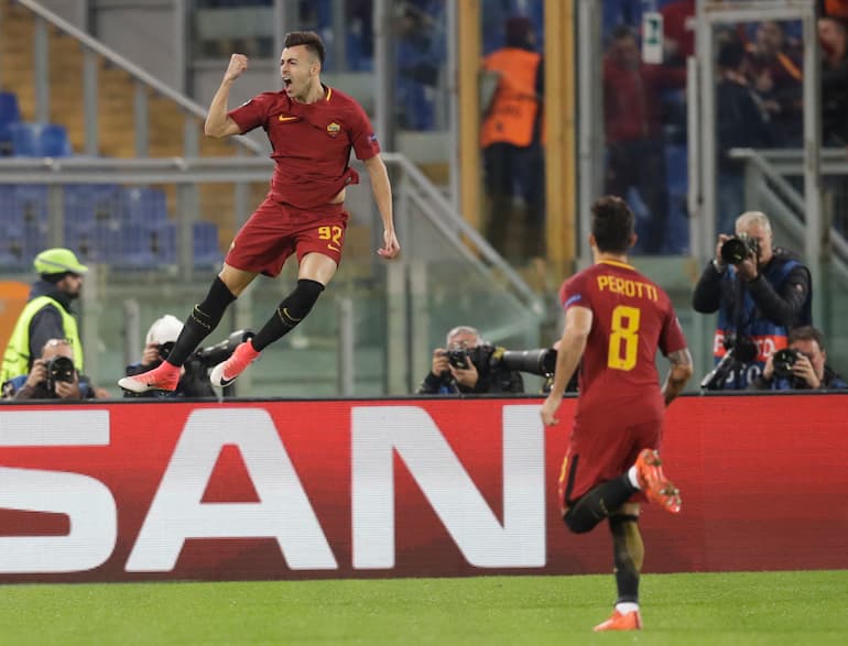 Stephan El Shaarawy esulta dopo un gol in Champions!