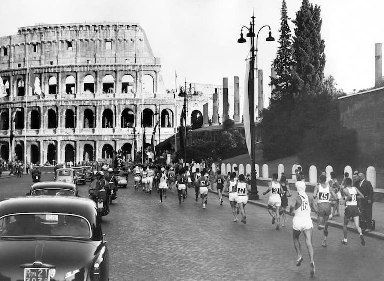 Un'immagine della Maratona vinta da Abebe Bikila!