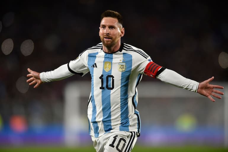 Un'esultanza di Messi con la maglia dell'Argentina!