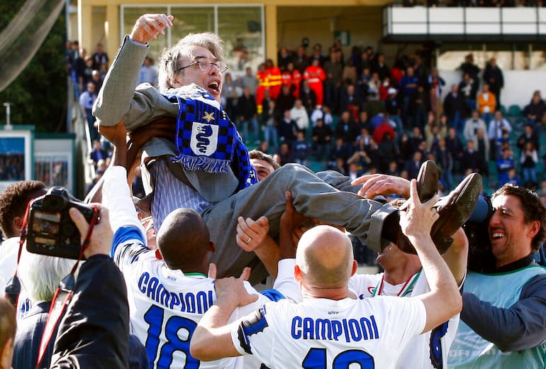 Moratti portato in trionfo per lo scudetto numero 18!