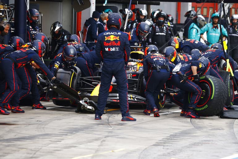 Il pit stop da record è Red Bull!