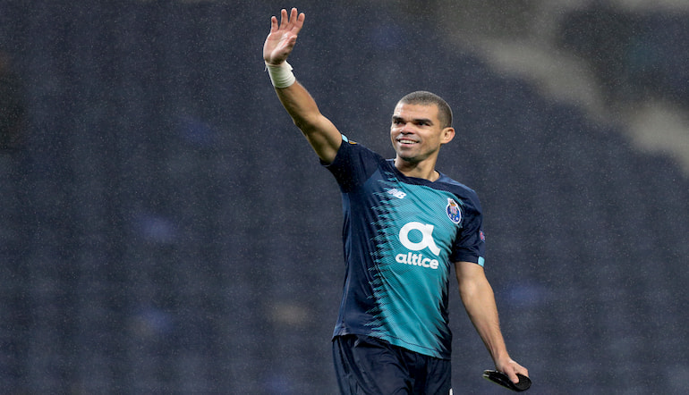 Pepe, bandiera del Porto!