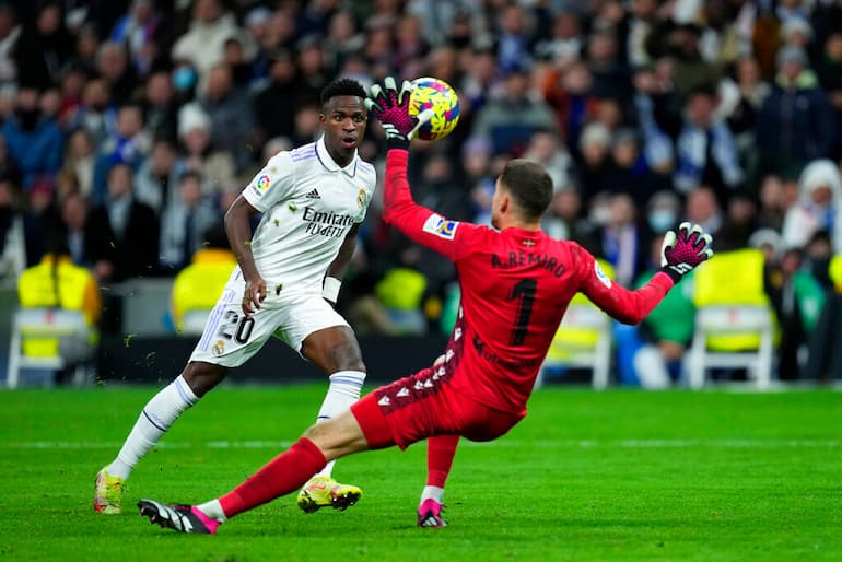 Un gol a pallonetto di Vinicius Junior!