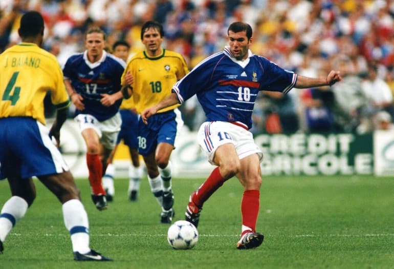 Zidane guida la Francia alla conquista della prima Coppa del Mondo
