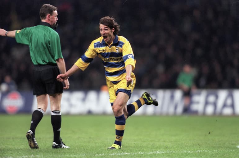 Paolo Vanoli in gol nella finale di Europa League 1999