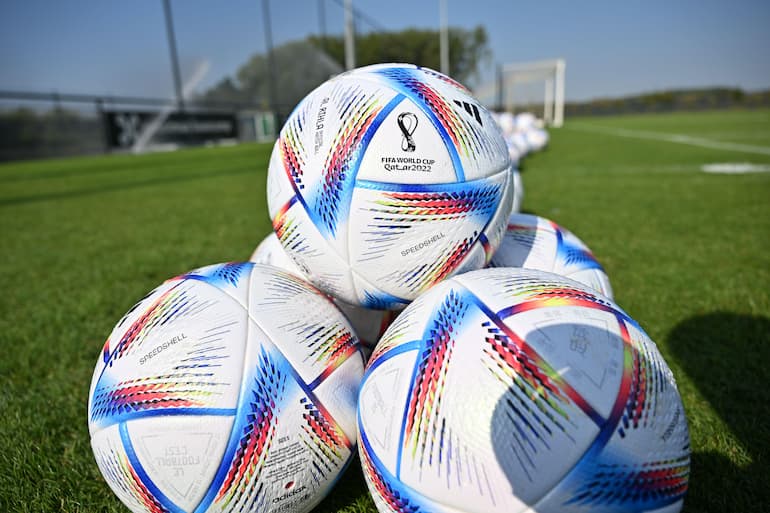 Il pallone ufficiale Adidas