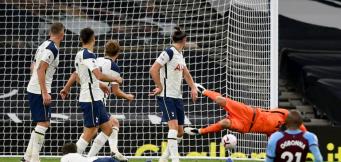 Uno dei gol del West Ham agli Spurs