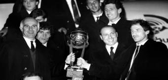 Sacchi con la Coppa Interconitentale