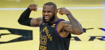 L'esultanza di LeBron