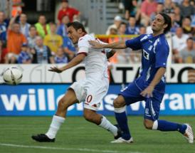 Uno dei gol di Totti al Gent!