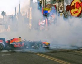 La Red Bull ad... Hollywood!!!