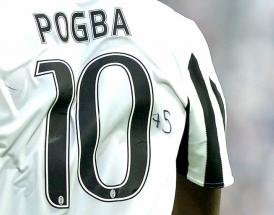 Pogba, con il+5 sulla maglia ad indicare la sua vecchia "sei"!