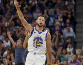 La guardia di Golden State, Stephen Curry