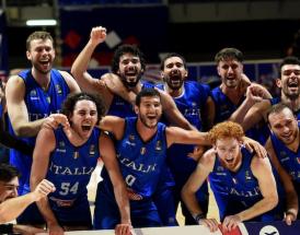 L'Italia festeggia la qualificazione a Belgrado
