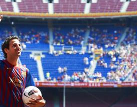 Cesc Fabregas il giorno del ritorno a Barcellona