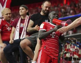 Manè con i suoi nuovi tifosi
