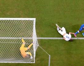 Il gol di Balotelli a Manaus