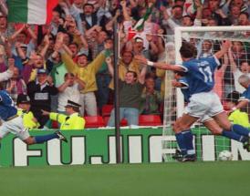 Enrico Chiesa in gol ad Euro '96