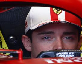 Un bellissimo primo piano di Charles Leclerc