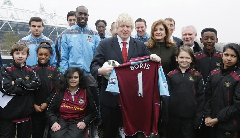Boris Johnson allo Stadio Olimpico di Londra