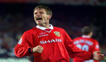 Teddy Sheringham, esiste un calciatore più... live?!