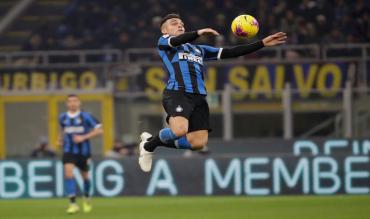 Lautaro stoppa di petto la sfera Nike!