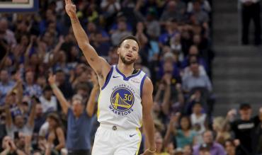 La guardia di Golden State, Stephen Curry