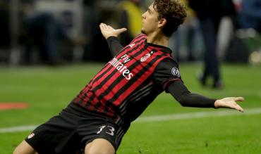 L'esultanza di Locatelli, diciottenne, in gol a San Siro contro la Juve!