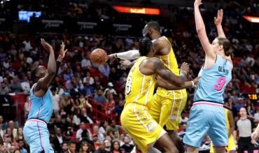 LeBron tra Bam Adebayo e Kelly Olyny!