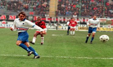 Roberto Mancini in gol a San Siro! 