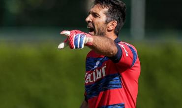 Buffon con la maglia del Parma