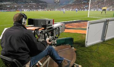 Una telecamera dietro la porta