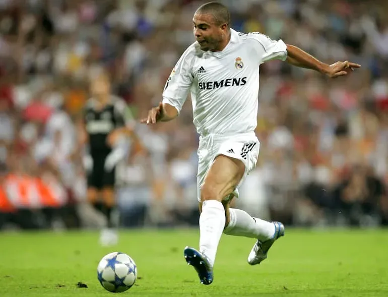 Ronaldo con la maglia del Real Madrid!