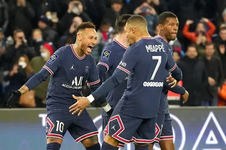 Un'esultanza del PSG