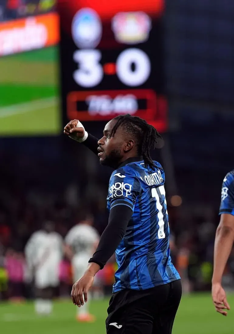 Lookman dopo il terzo gol personale contro il Bayer